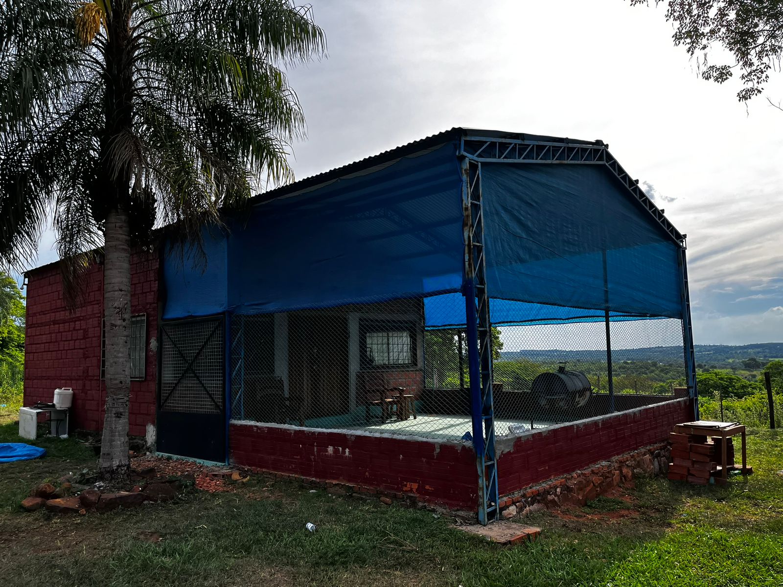 VENDO TERRENO EN CORONEL OVIEDO-Ideal para explotación de Piedras basalto — foto 2