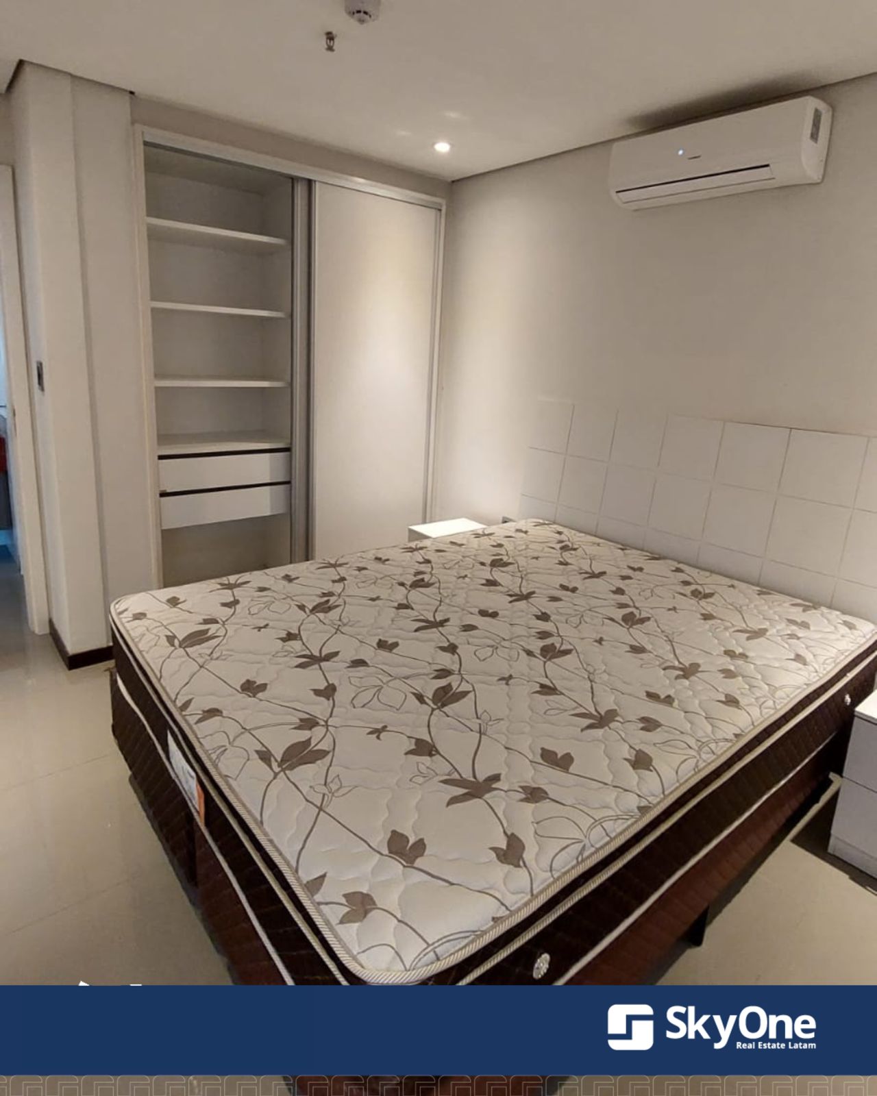 **????En venta Hermoso  Dpto. Amoblado de 1 Hab.en Villa Morra — foto 2