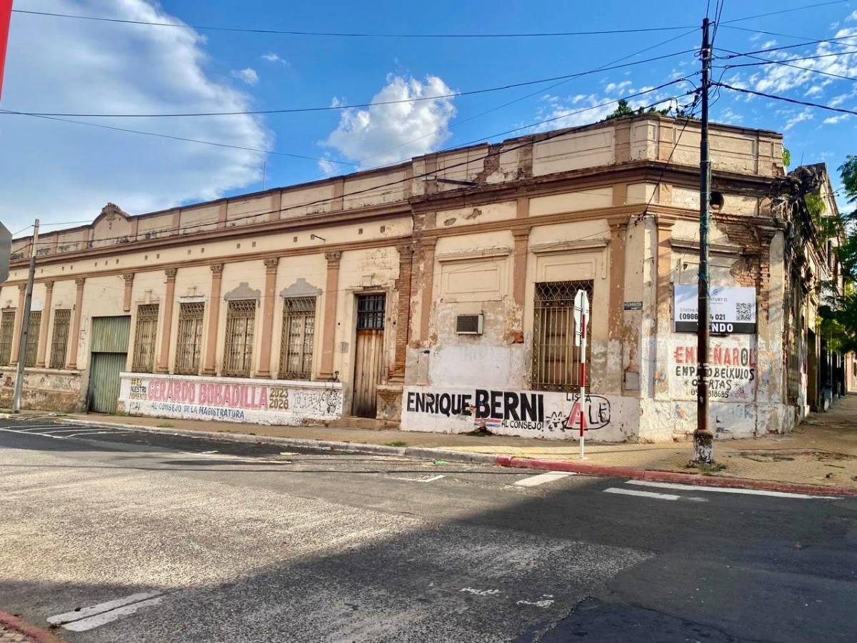 VENDO CASONA PATRIMONIAL CENTRO DE ASUNCION — foto 2