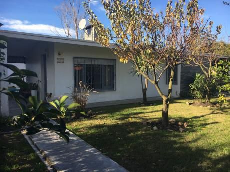 Id 10882 - Casa 2 Dorm Y Apto. Piscina. En La Mejor Zona De Lagomar