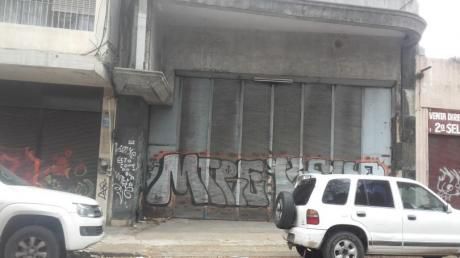 Gran Local Industrial O Depósito De 2.200m2, Cerca Del Palacio Legislativo