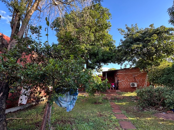 CASA EN BARRIO VILLA ELVIRA CIUDAD DEL ESTE — foto 3