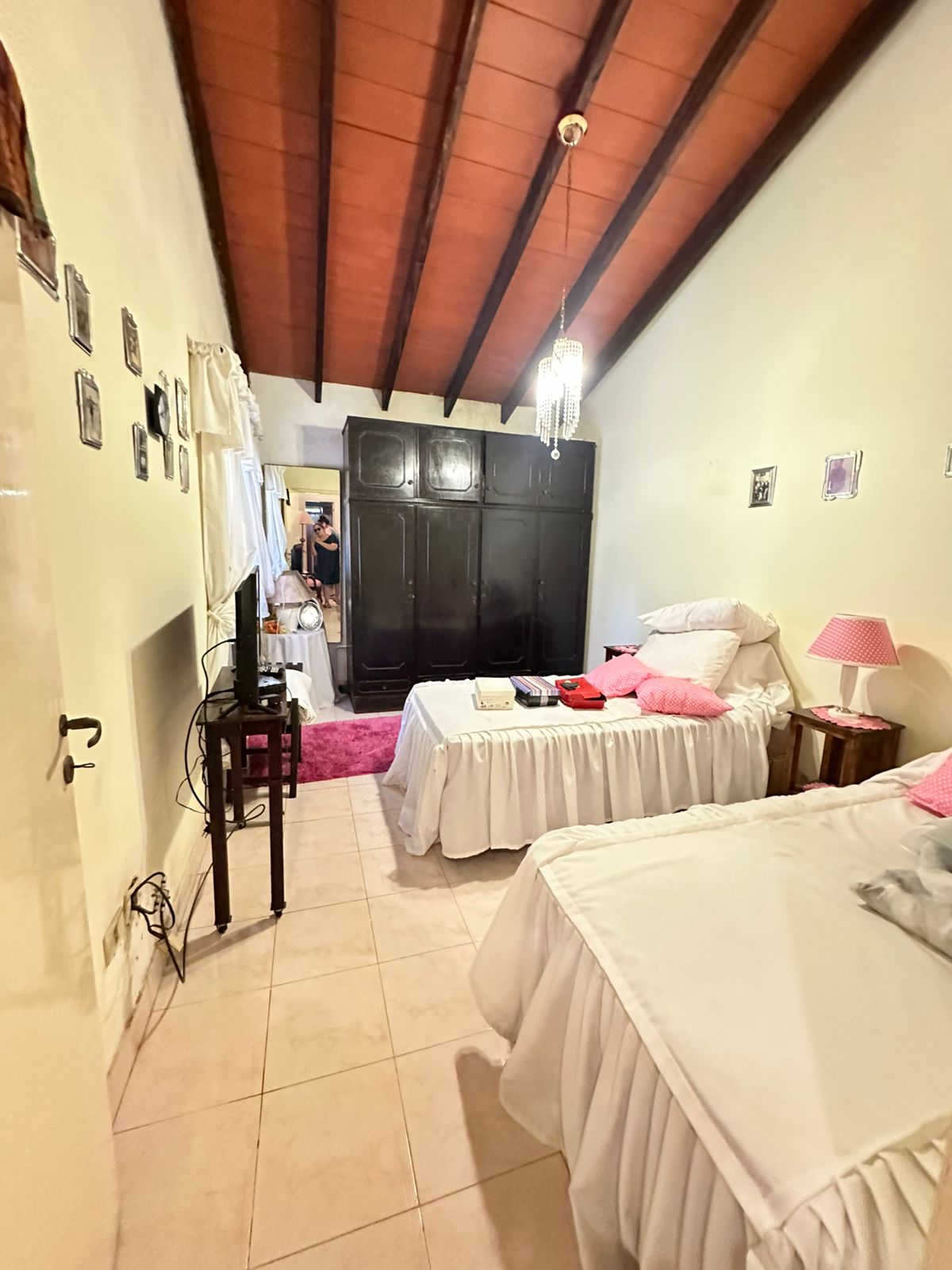 VENDO BELLA CASA EN ENCARNACION CERCA DEL CIRCUITO COMERCIAL — foto 2