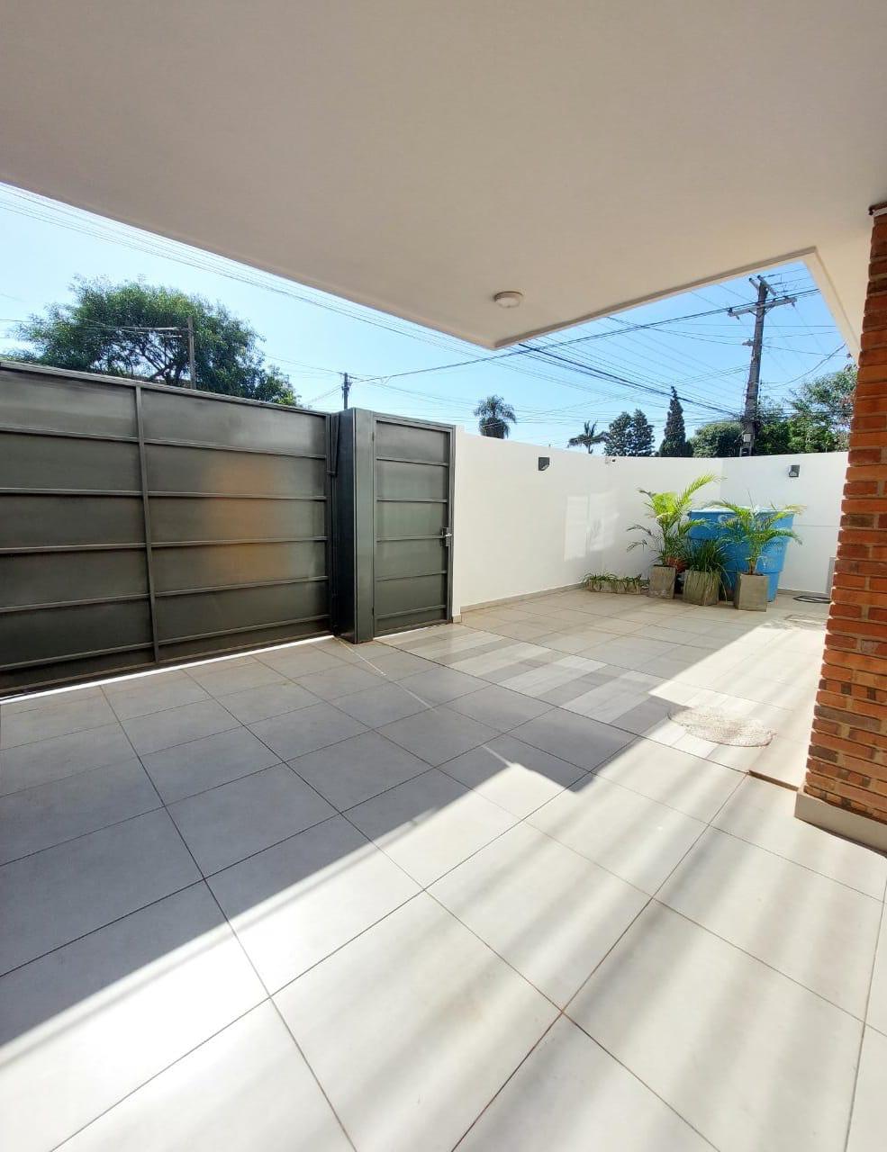 DUPLEX 3 HABITACIONES ZONA CONMEBOL — foto 3