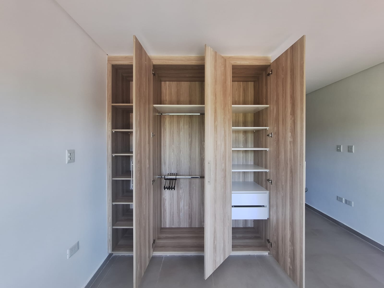 EN VENTA DEPARTAMENTO MONOAMBIENTE UBICADO EN FERNANDO DE LA MORA-ZONA NORTE — foto 3