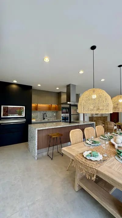 RESIDENCIA  DE 4 DORMITORIOS FULL AMOBLADA EN VENTA EN SAN BERNARDINO — foto 2