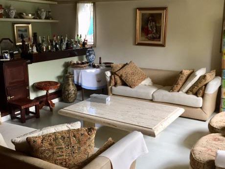 Imperdible Casa Sobre Ferrari, 4 Dorm, Fondo, Piscina, Barbac, U110561 470.000