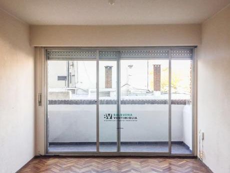 Apartamento De 3 Dormitorios Y Garaje - Alquiler - Malvin