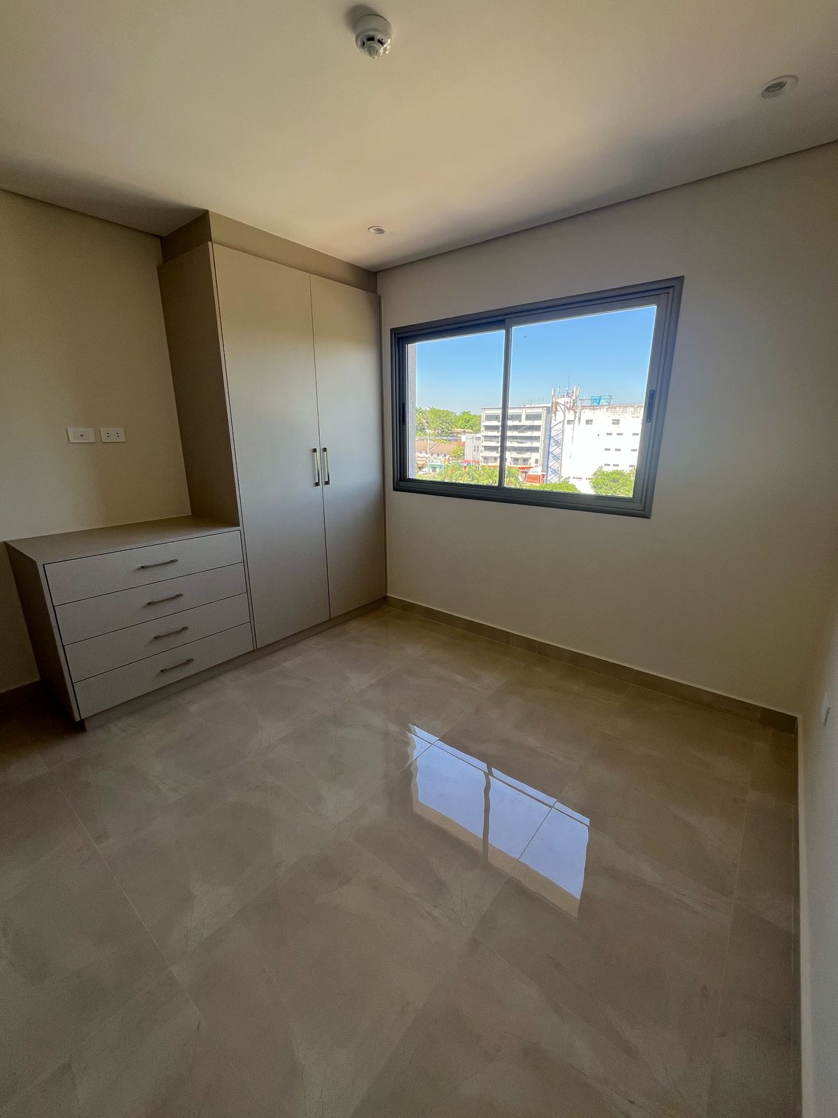 HERMOSO DEPARTAMENTO EQUIPADO DE 2 DORMITORIO A ESTRENAR — foto 3