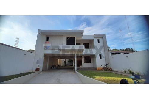 Vendo casa a terminar en Villa Elisa se puede construir hasta 4 pisos — foto 2