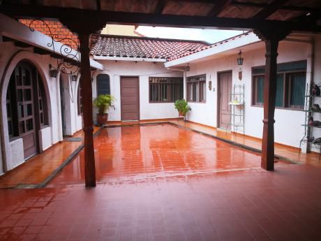Casa En Venta En El Centro De La Ciudad
