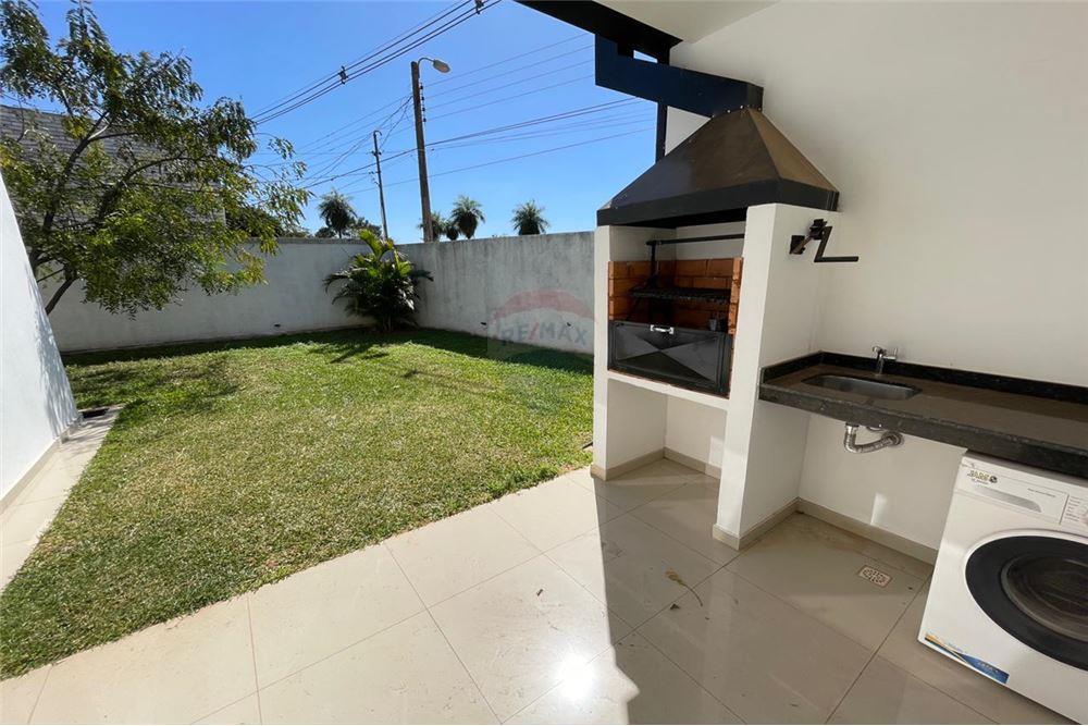 Casa - Venta - Paraguay Central San Lorenzo, bello hogar a invertir! — foto 2