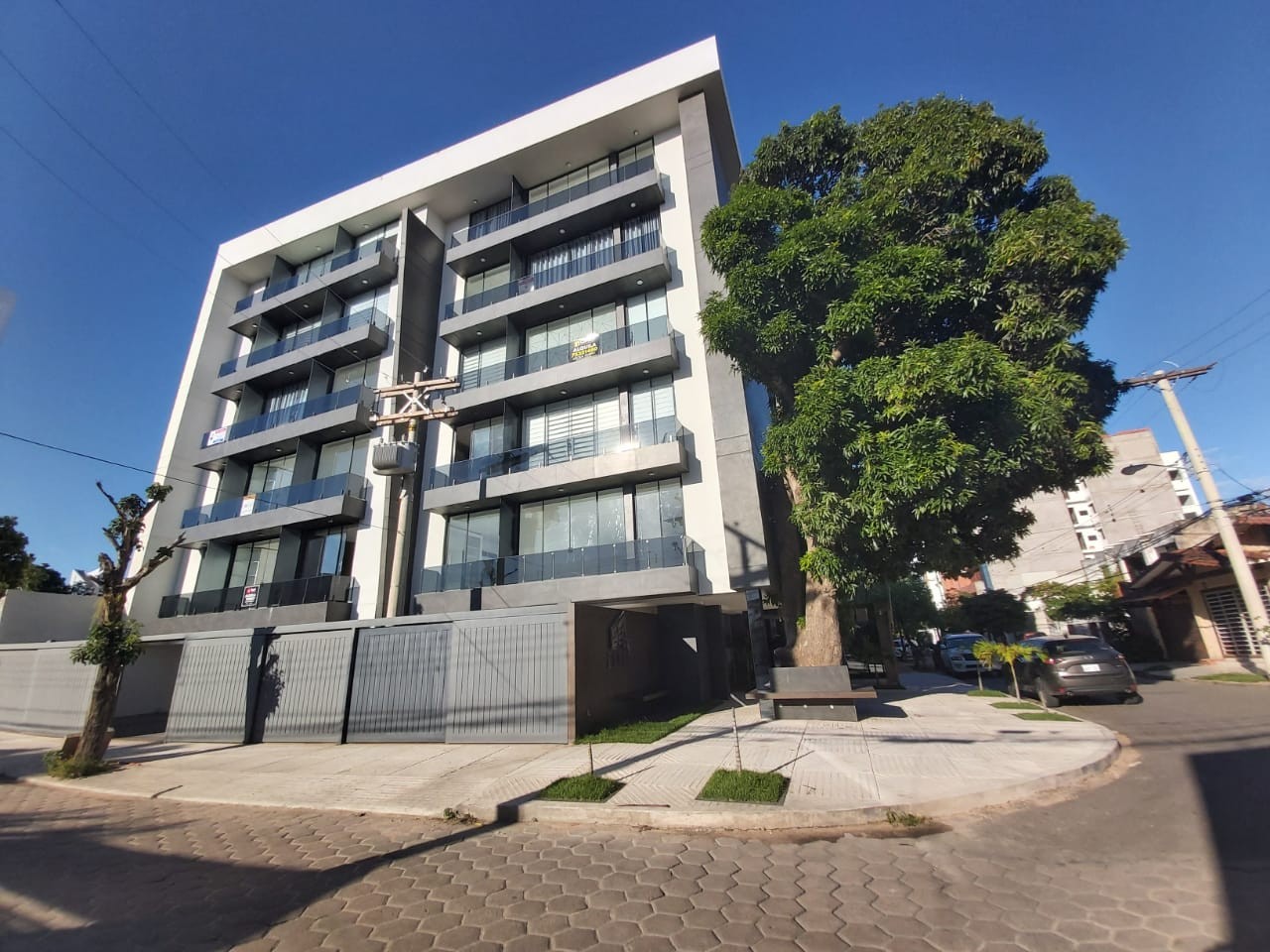 En Equipetrol Se Vende Exclusivo Dpto De 2 Habitaciones