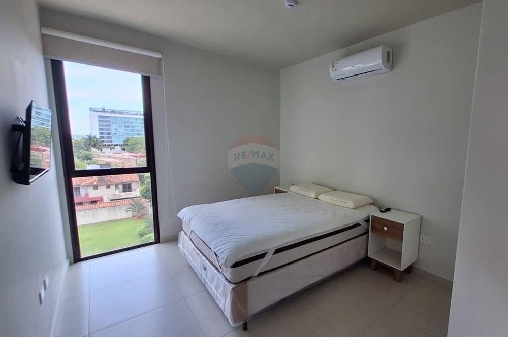 DEPTO DE DOS DORMITORIOS EN EDIF HOME — foto 2