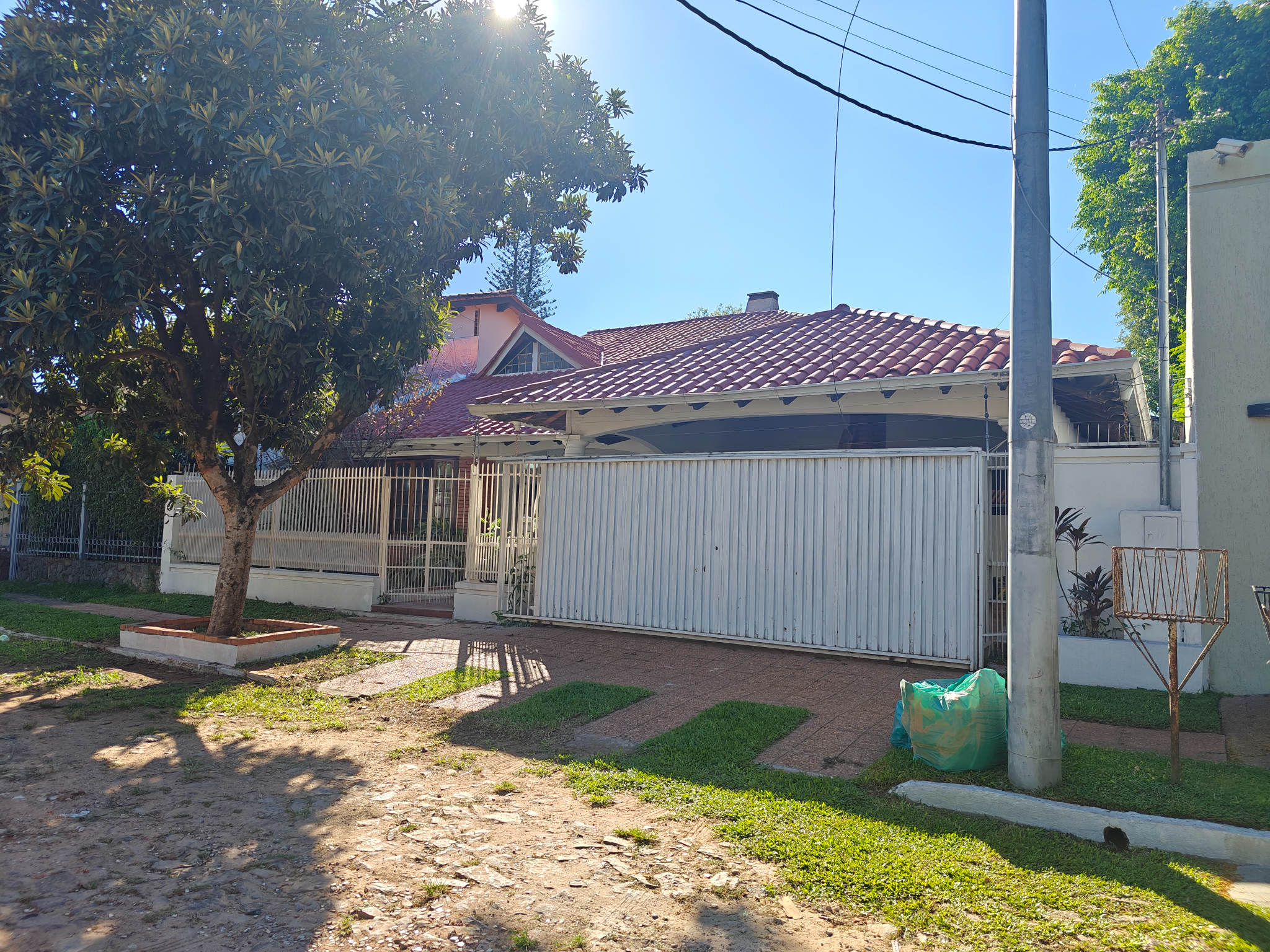 Departamento en venta con baja de precio en Los Laureles