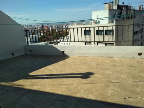 Alquiler De Apartamento En Cordón De 2 Dormitorios Y Garaje