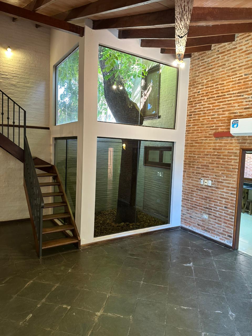 EN ALQUILER- Hermosa Residencia a pasos del Paseo la Galeria — foto 3