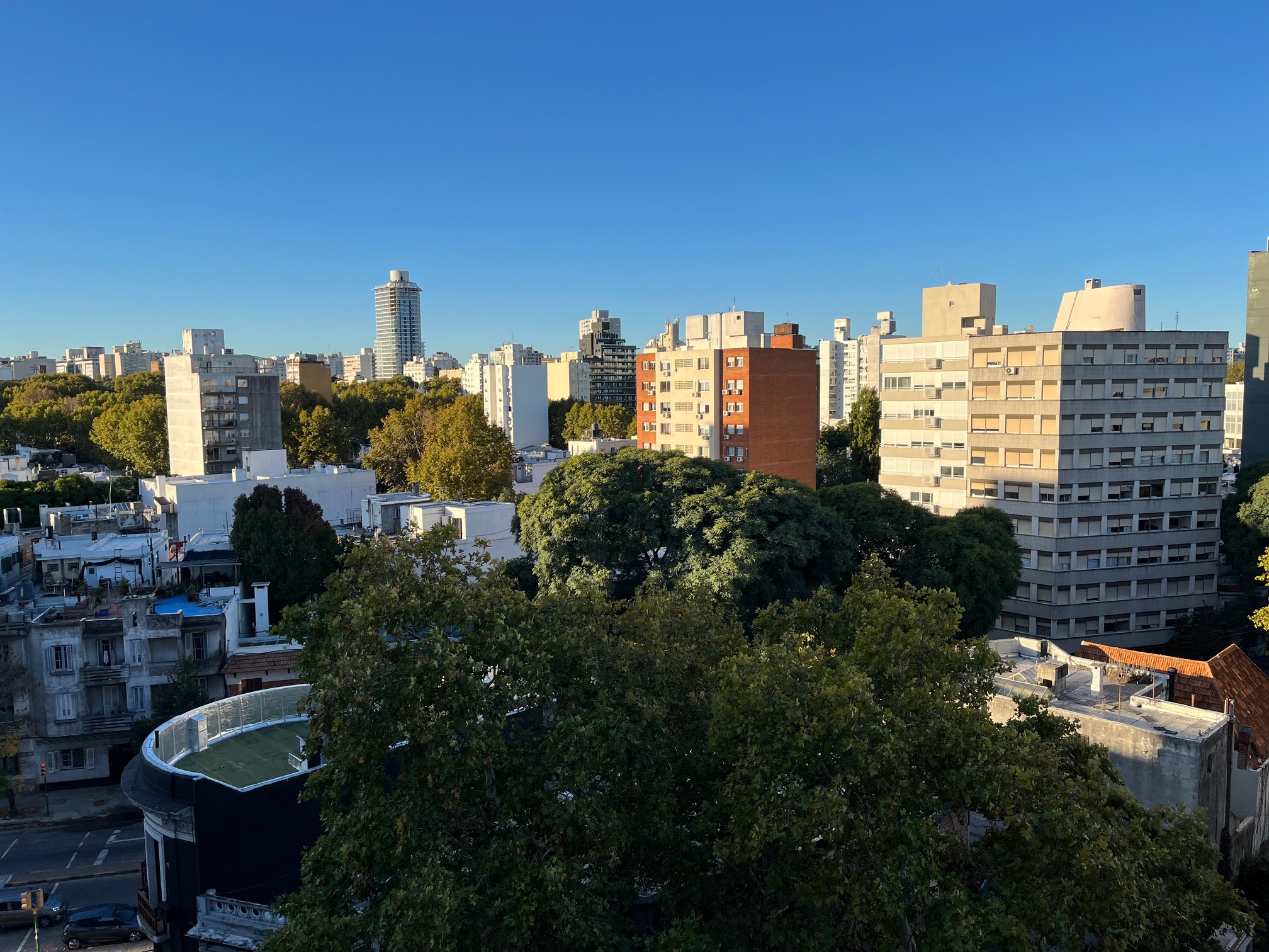 Exclusivo Apartamento en Parque Rodó: 2 Dormitorios, 1 Baño, Garaje Doble
