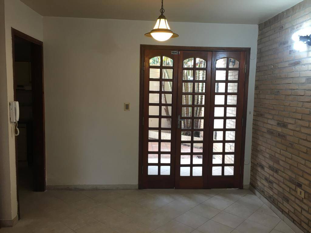 VENDO DÚPLEX EN SAN LORENZO – UBICACIÓN PRIVILEGIADA — foto 2