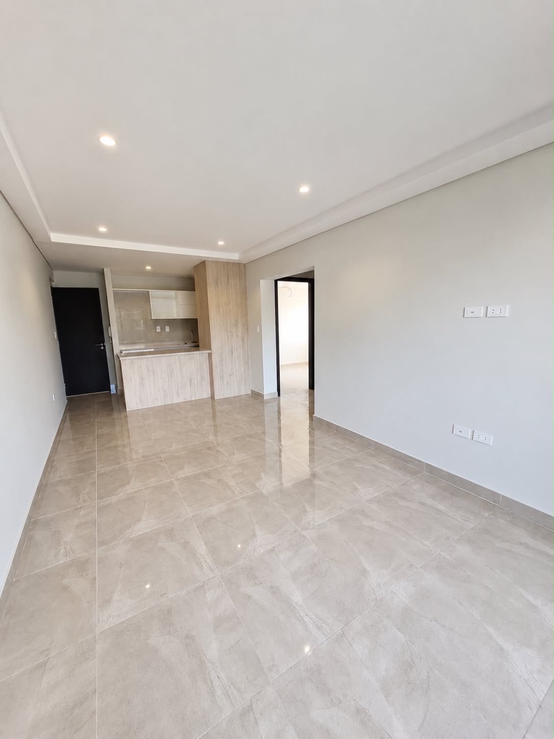 Alquiler Depto De 2 Dorm & 2 Baños - Zona Conmebol(Luque) — Foto 1