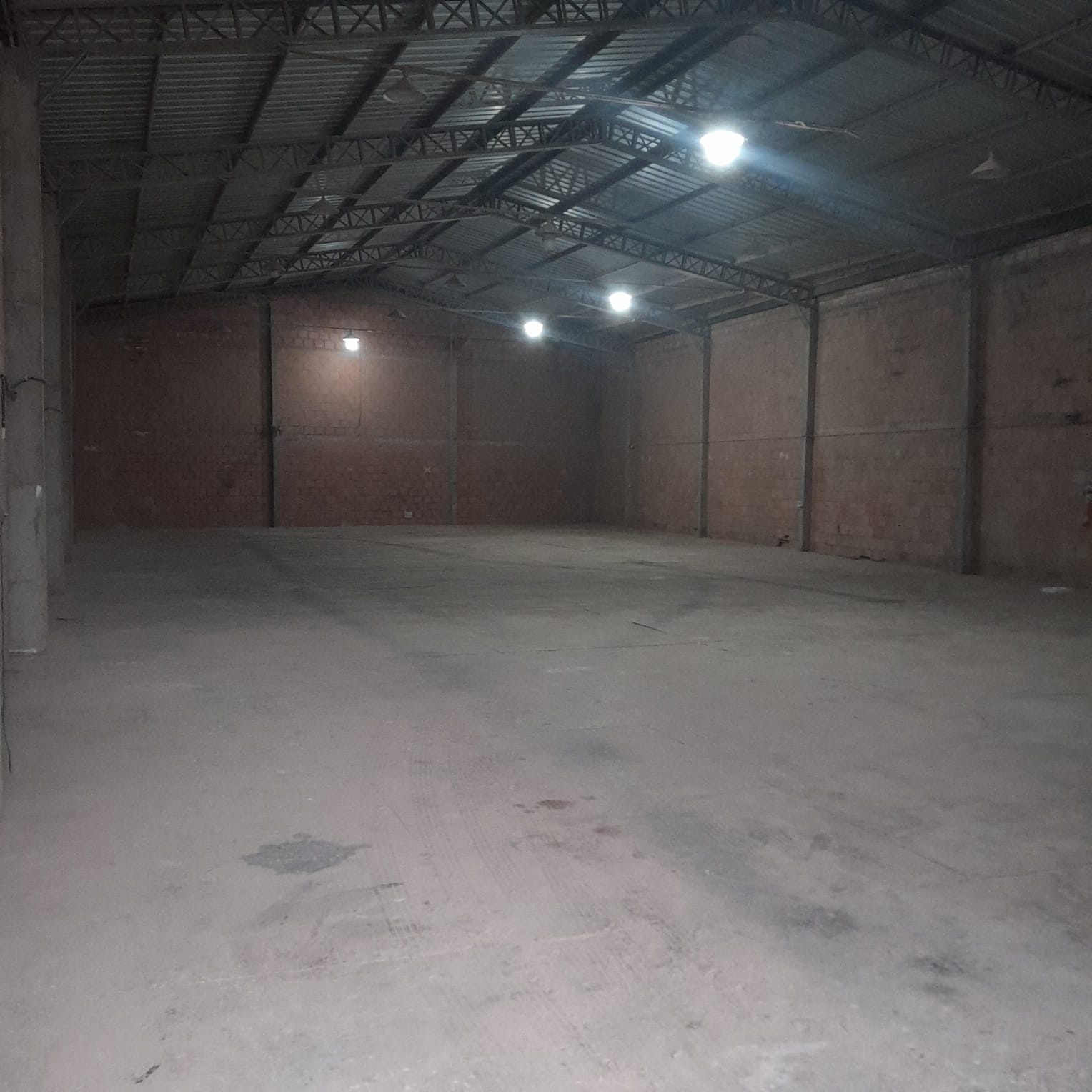 ALQUILO DEPOSITO DE 500 m² EN MARIANO R. ALONSO, ZONA EXPO — foto 3
