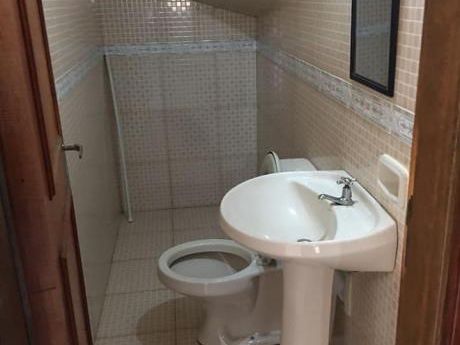 Alquilo Duplex De 3 Dormitorios En Condominio Zona Los Jardines De Luque
