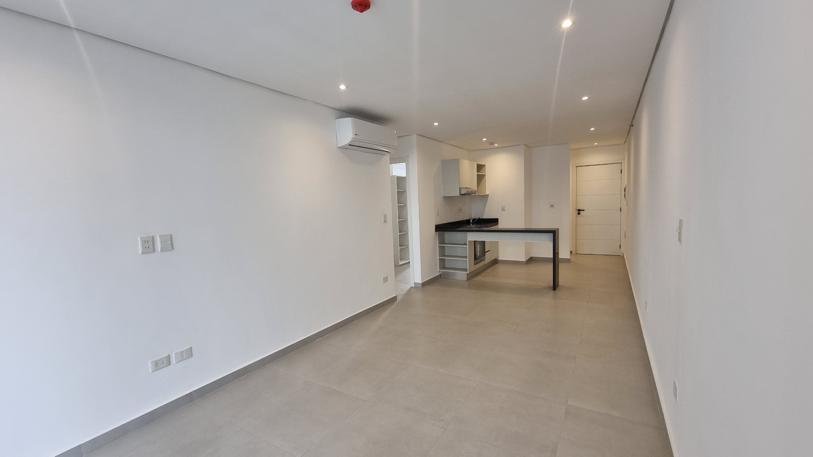 ALQUILER DE DEPARTAMENTO EN EDIFICIO PUNTO MOLAS — foto 2