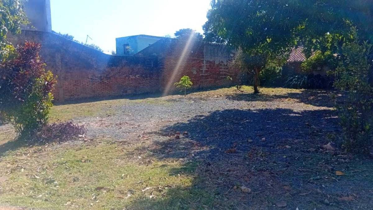 TERRENO EN ALQUILER, ZONA LUQUE CENTRO — foto 3
