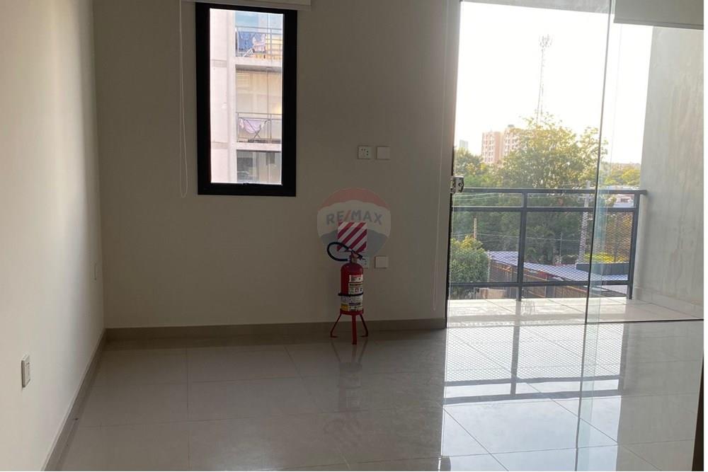 Departamento en alquiler en Luque — foto 2