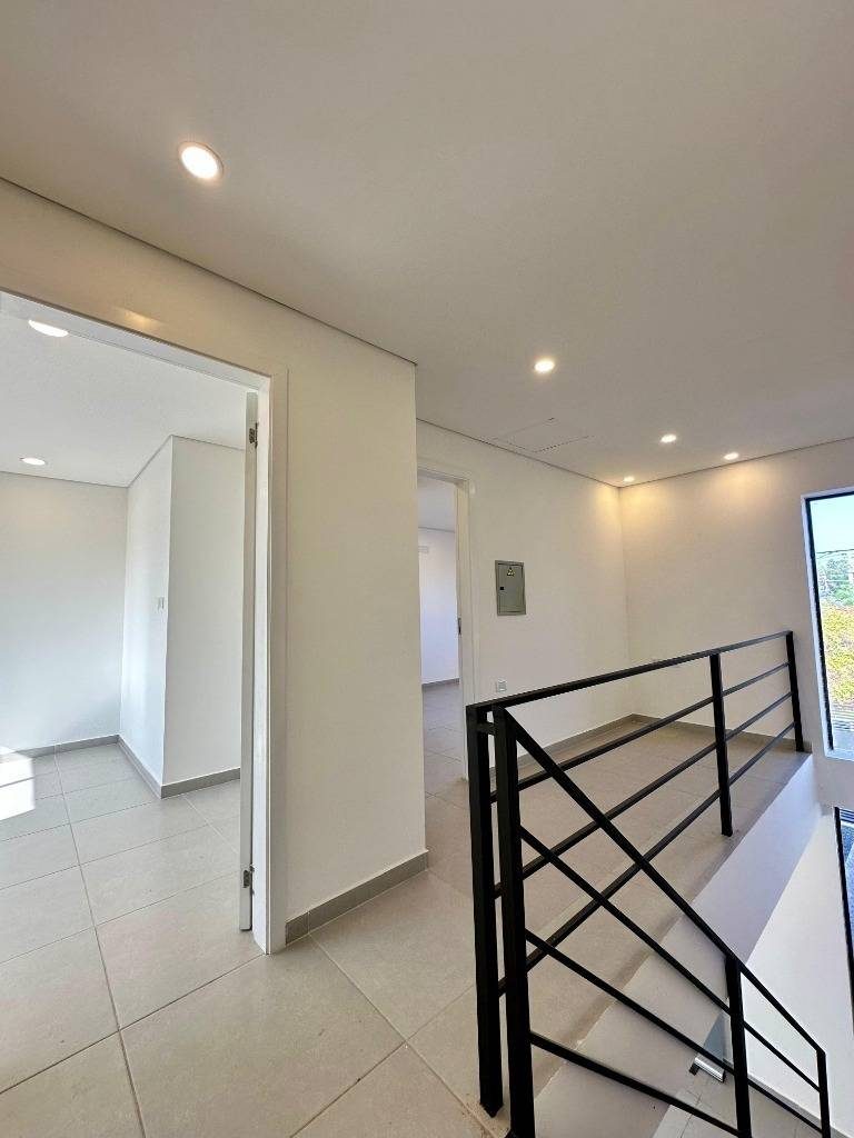 DUPLEX A ESTRENAR EN 1ER BARRIO DE LUQUE A METROS DE LA RUTA LUQUE-LIMPIO — foto 2