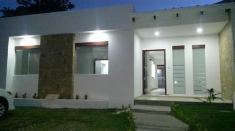 Hermosa Casa En Alquiler - Zona Urubo