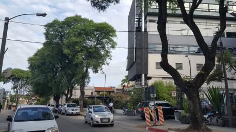 Apto 1 Dormitorio Amueblado Frente Sanatorio Britanico