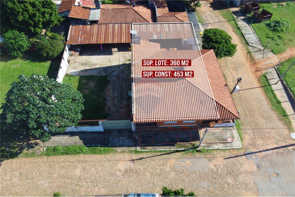 VENDO CASA EN ESQUINA, ZONA DYLAN — foto 2