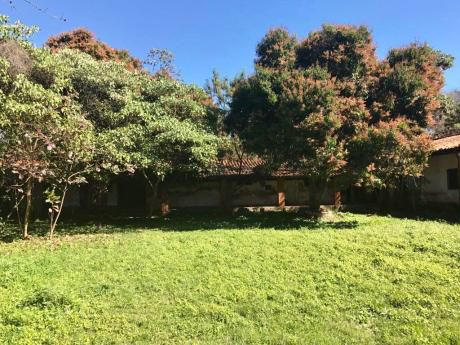 Para Casa Quinta 1499 M2 Centro De Aregua