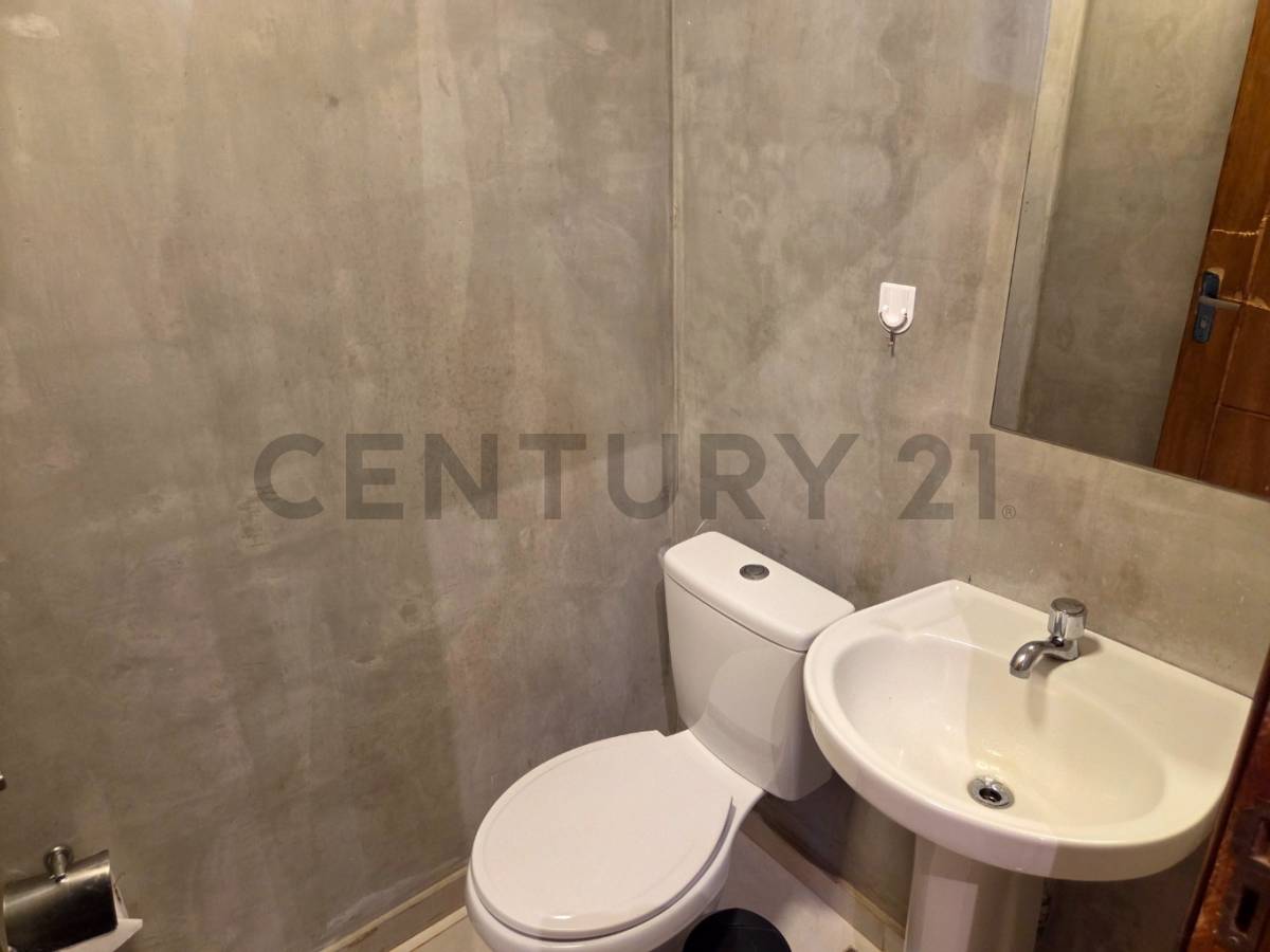 EN VENTA - CASA EN FERNANDO DE LA MORA ZONA NORTE — foto 2