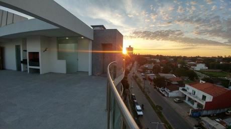 Vendo Espléndido Penthouse A Estrenar, A Un Minuto Del Shopping Del Sol.