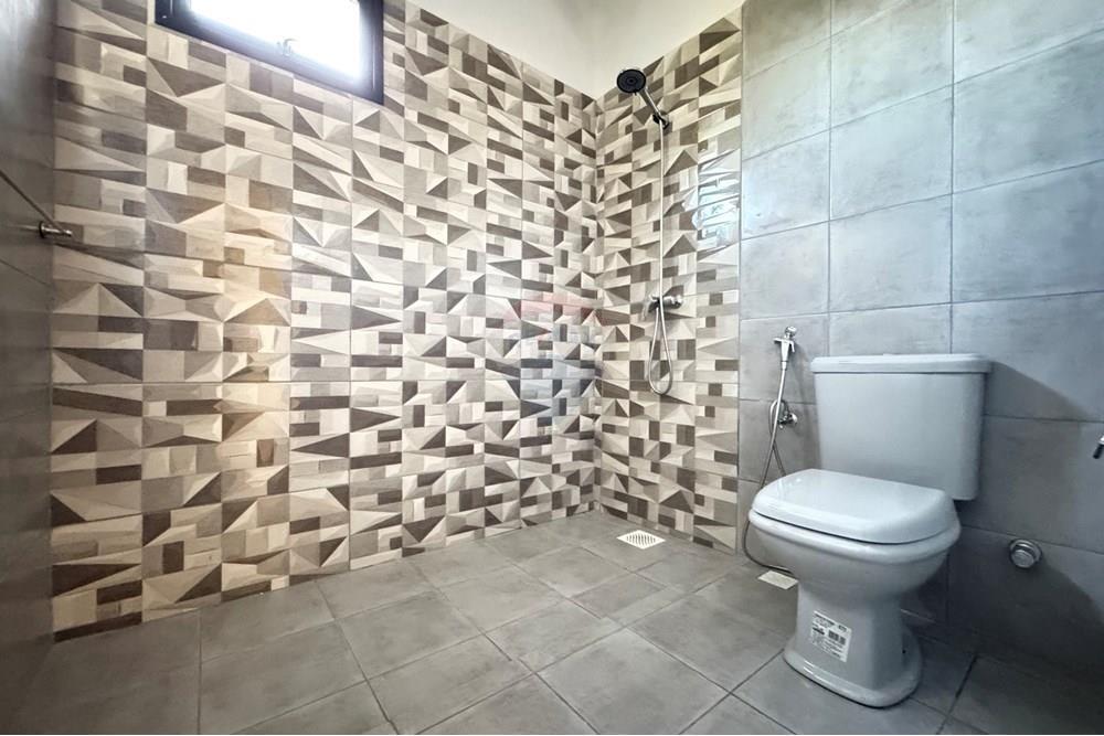 AMPLIA CASA FAMILIAR EN VENTA EN LAMBARE — foto 3