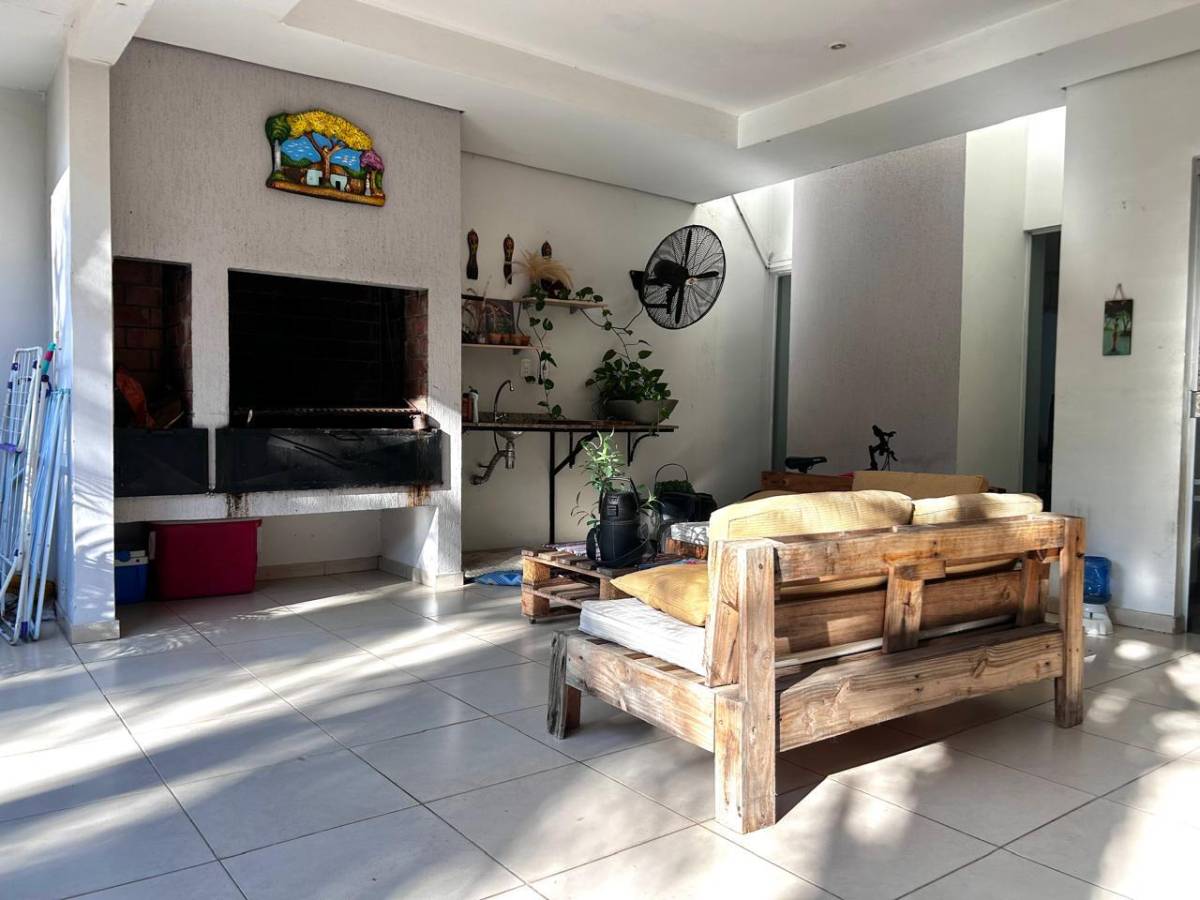 Casa en venta en Ycuá Satí, Asunción — foto 2