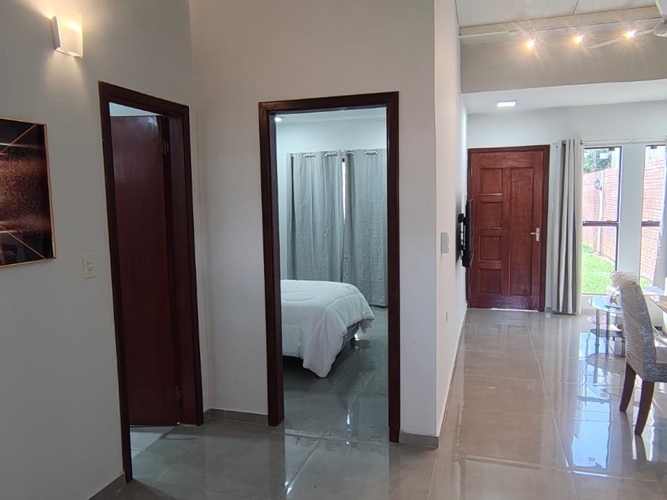 VENDO CASA MODERNA A ESTRENAR EN CAPIATÁ BARRIO F — foto 2