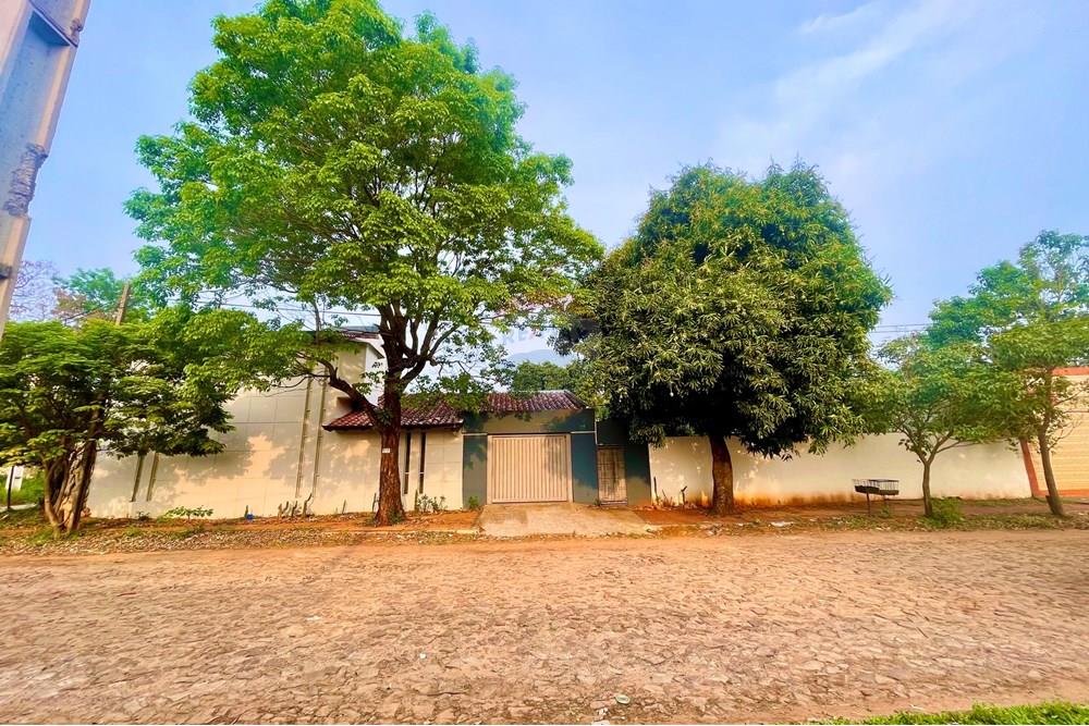 Casa - Alquiler - Luque, Paraguay — foto 3