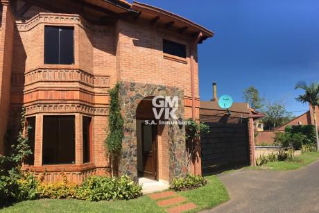Alquilo Hermoso Duplex En Condominio Zona Colegio Goethe