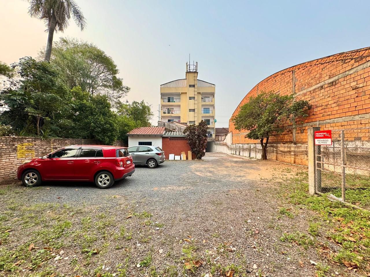 En venta, edificio de alta rentabilidad y ubicación estratégica en Lambaré — foto 2