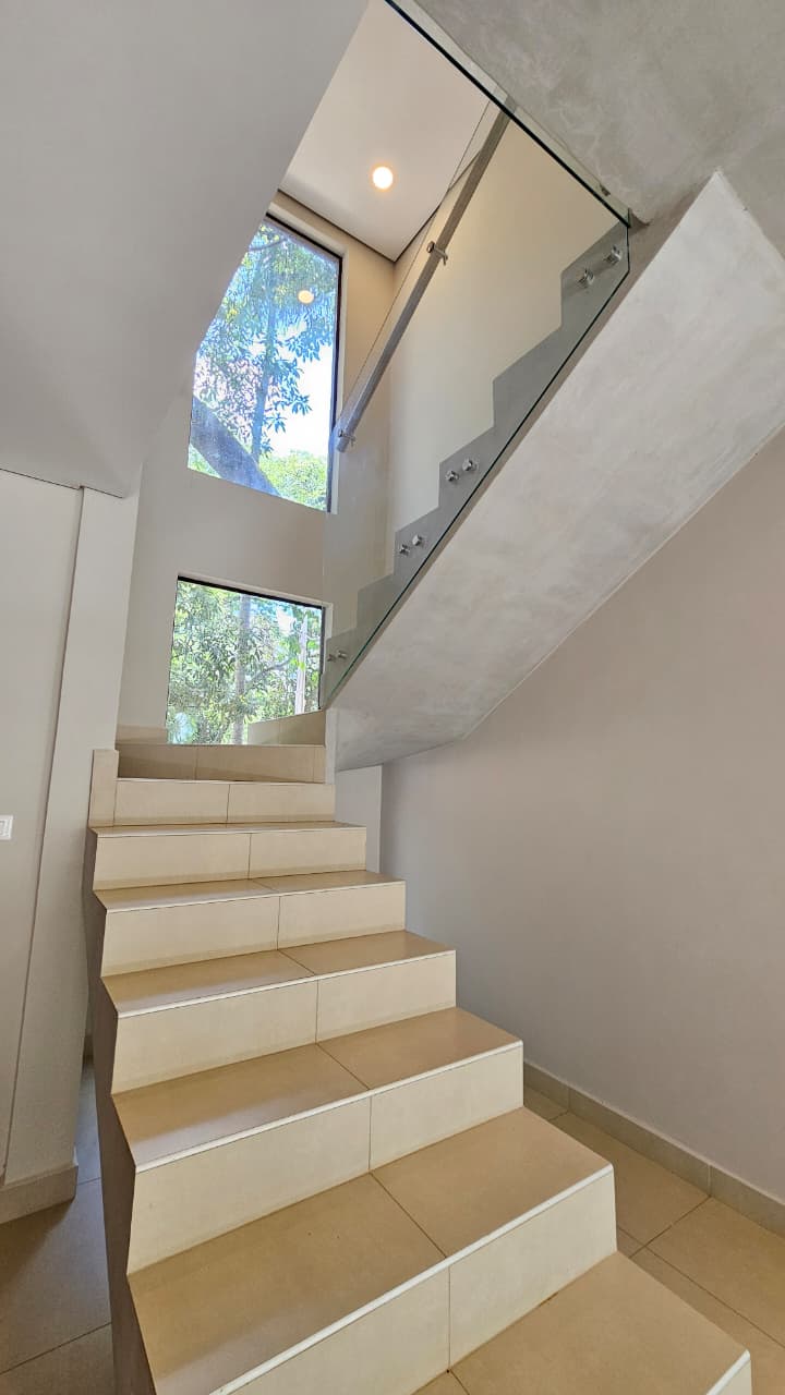 Casa de lujo en venta en San Bernardino — foto 3