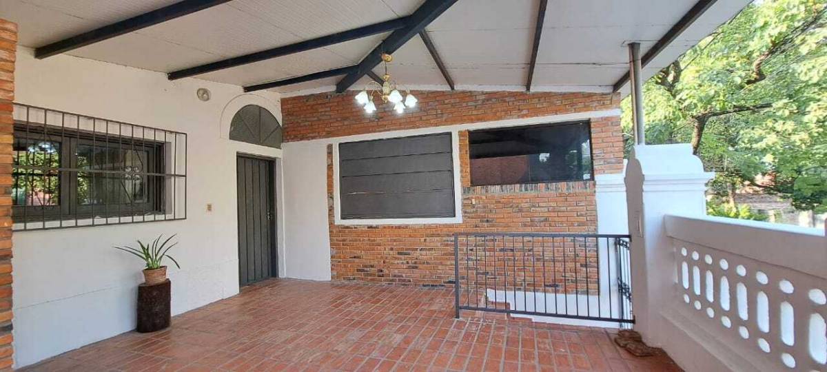 CASA EN ALQUILER A METROS DE LA COSTANERA ASUNCIÓN - ID 32455 — foto 3
