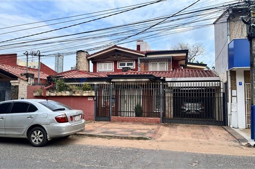 Casa en venta en Mburucuyá