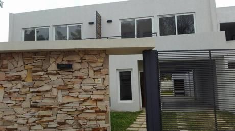Vendo 1 Duplex A Estrenar En Luque Con Piscina, A Dos De Ips