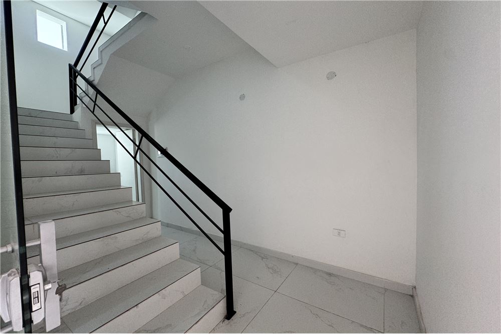 MODERNO DÚPLEX ZONA RAKIURA –LOMA MERLO — foto 2