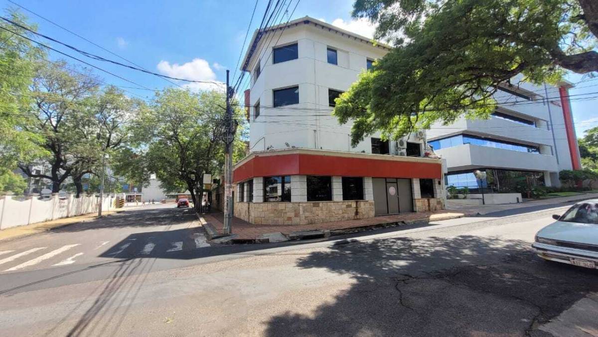 Vendo Oficina Corporativa sobre la Av.Mariscal Lopez - Ciudad Nueva (Asuncion) — foto 2