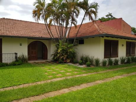 Alquilo Casa En Esquina En Villa Morra Ideal Para Oficina!