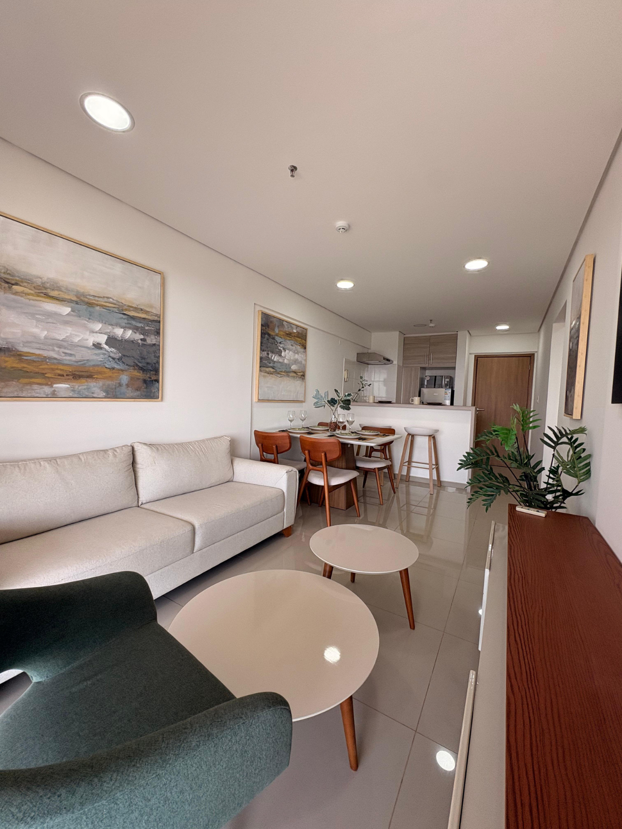 SANTÍSIMA TRINIDAD EN ALQUILER AMPLIO DEPTO DE 1 DORMITORIO AMOBLADO — foto 3